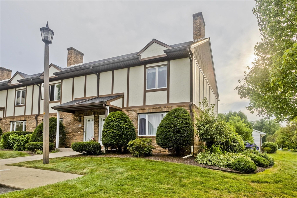8 Castle Hills Road, Unit H Agawam, MA 01001 - Photo 1 of 23 Gallery Image 1