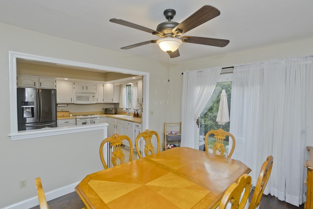 8 Castle Hills Road, Unit H Agawam, MA 01001 - Photo 6 of 23 Gallery Image 6