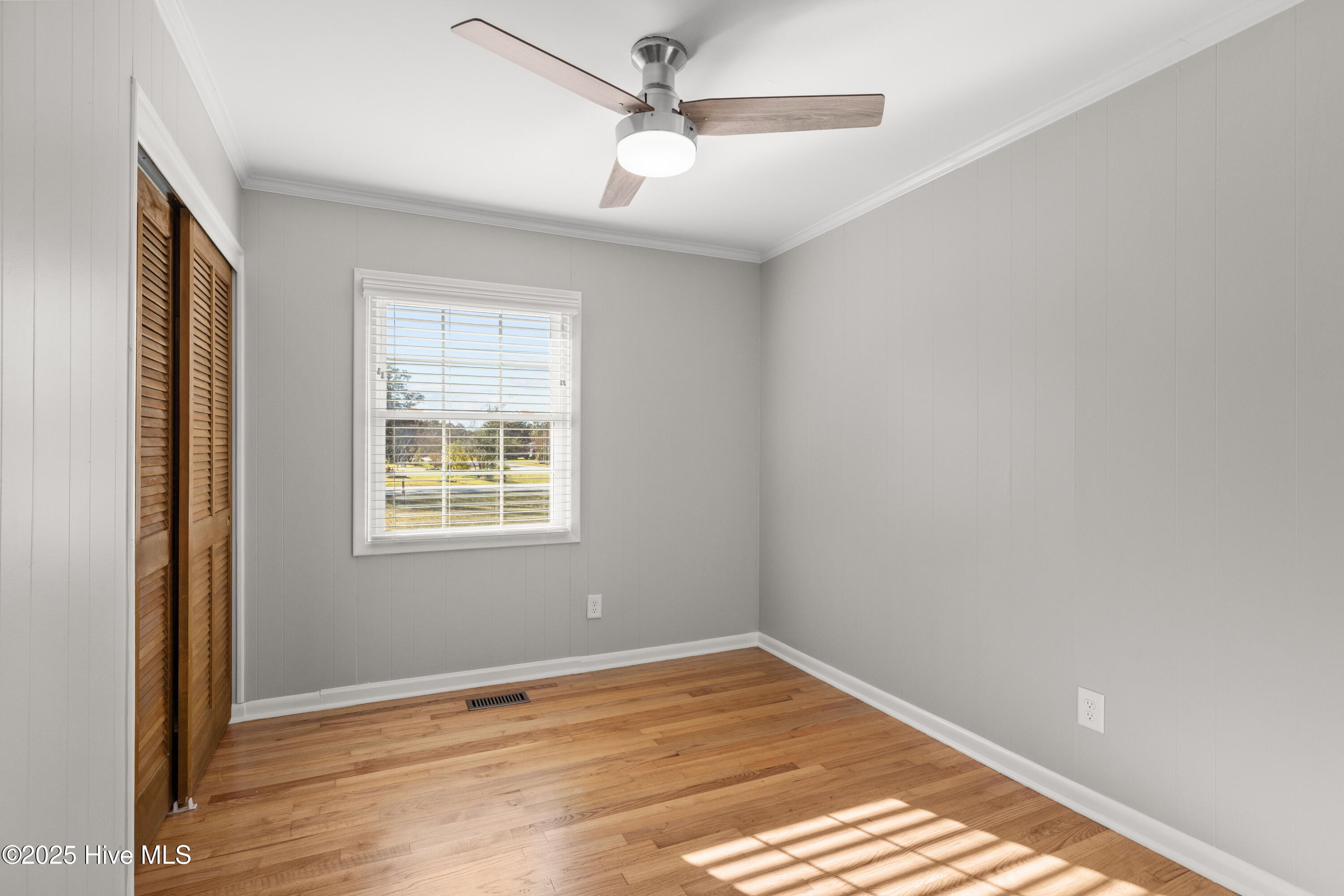 610 Friendly Road Morehead City, NC 28557 - Photo 16 of 44 Bedroom 1