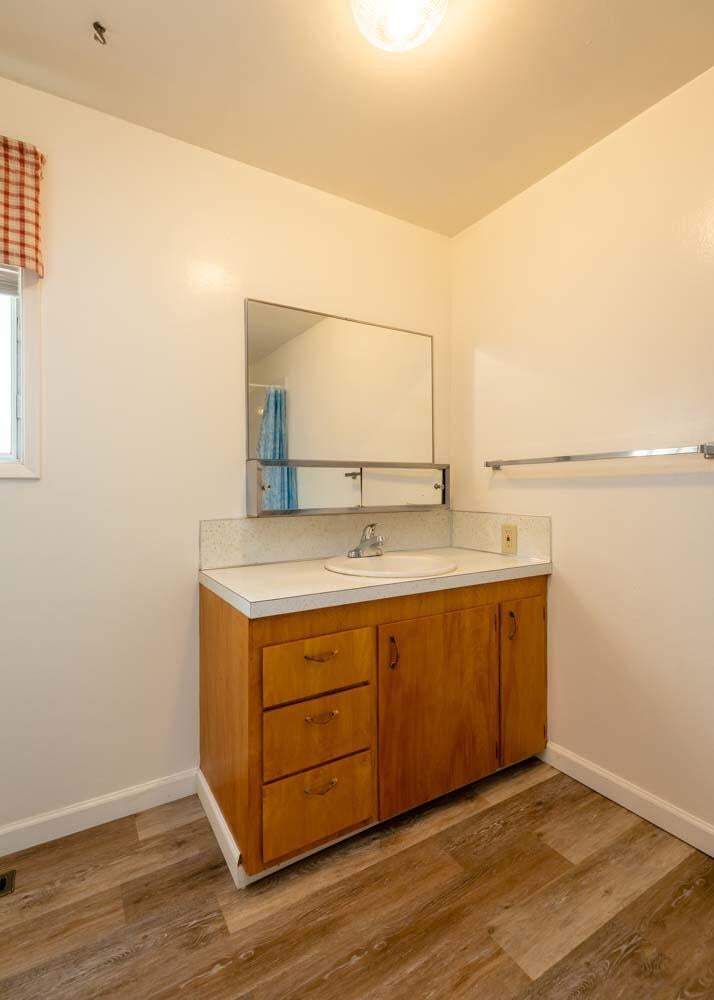 13580 Springlake Road Klamath Falls, OR 97603 - Photo 22 of 63 13580SpringLakeRd.-28