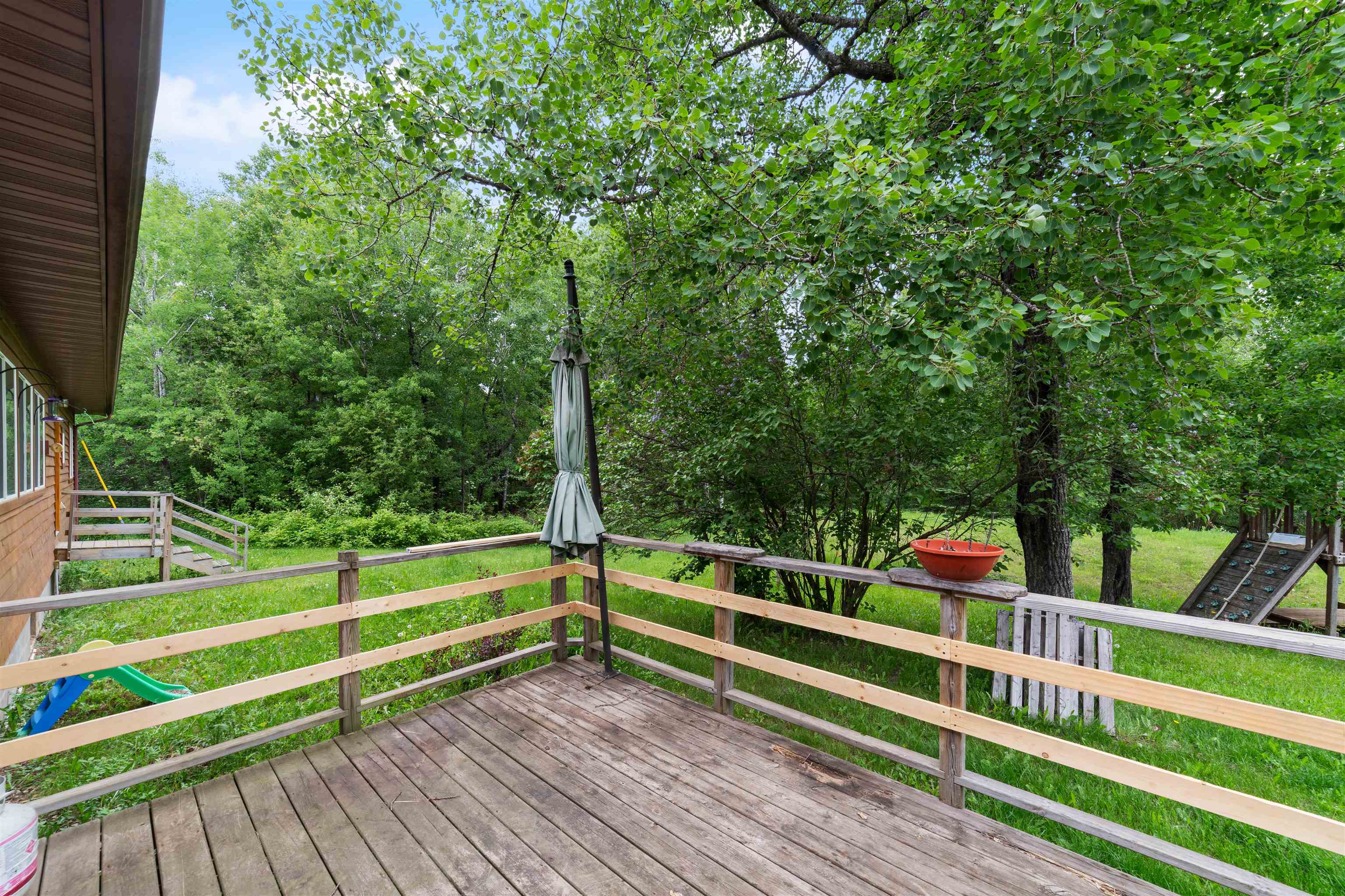 4767 McComber Road Duluth, MN 55803 - Photo 20 of 26 View of deck