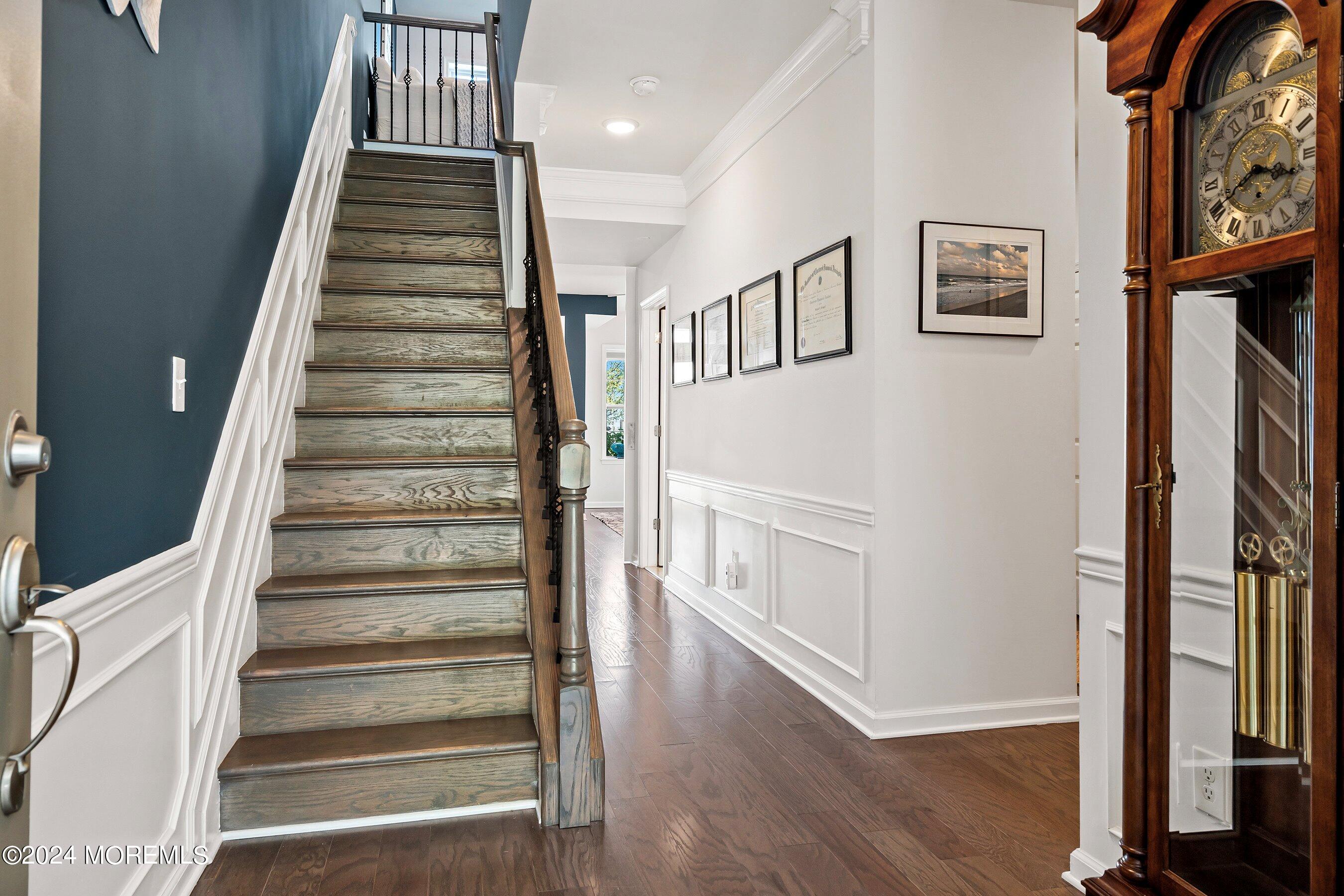 4 Halfmoon Court, Unit 904 Highlands, NJ 07732 - Photo 27 of 37 06-Foyer 1A