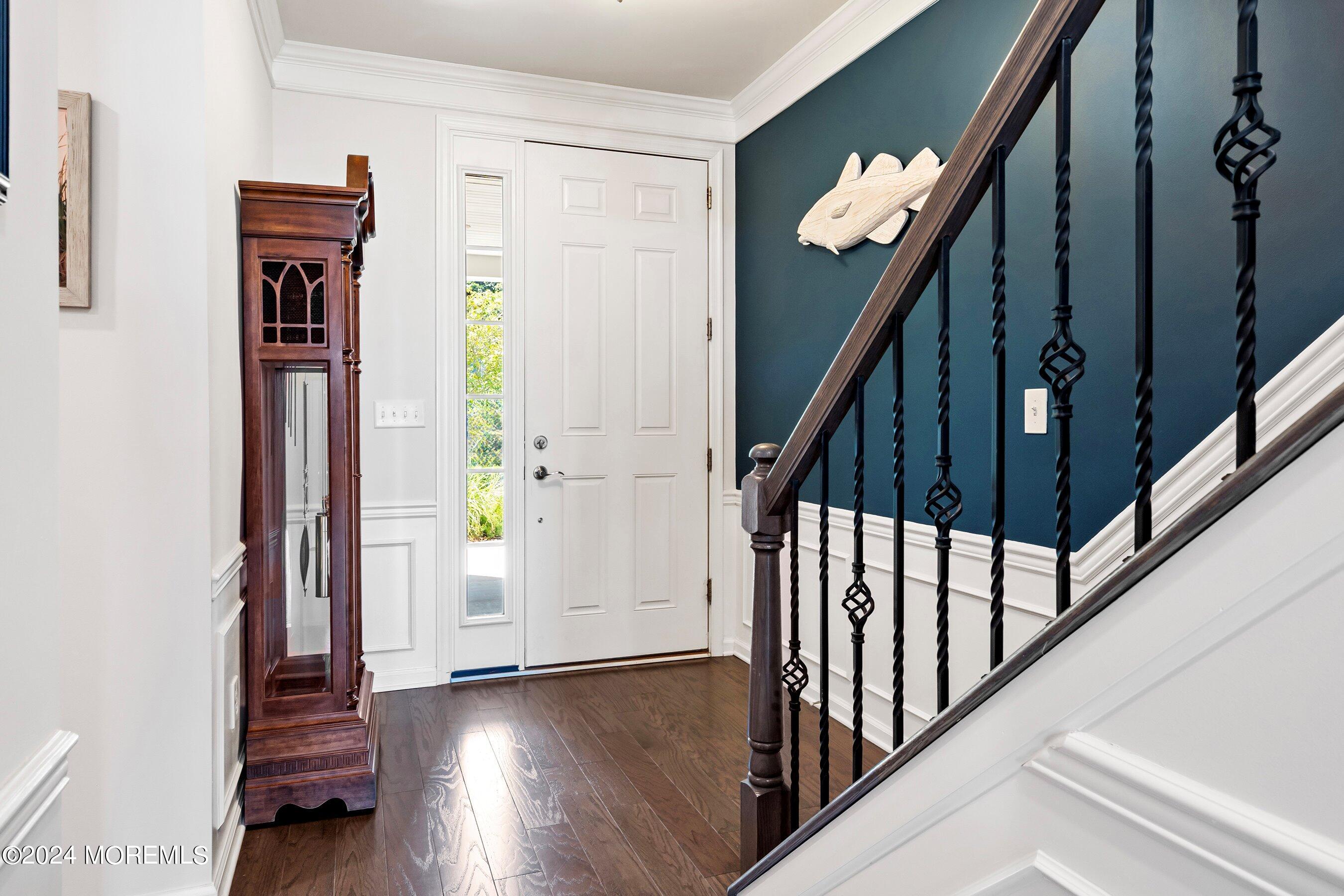 4 Halfmoon Court, Unit 904 Highlands, NJ 07732 - Photo 28 of 37 07-Foyer 1B
