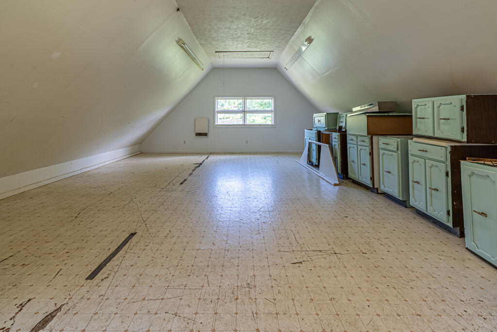 28271 Robindale Road Meadowview, VA 24361 - Photo 44 of 61 Gallery Image 44
