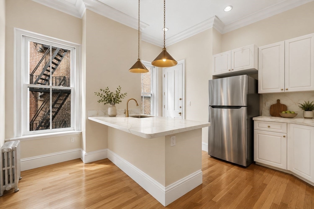 17 High Street, Unit 2 Brookline, MA 02445 - Photo 6 of 22