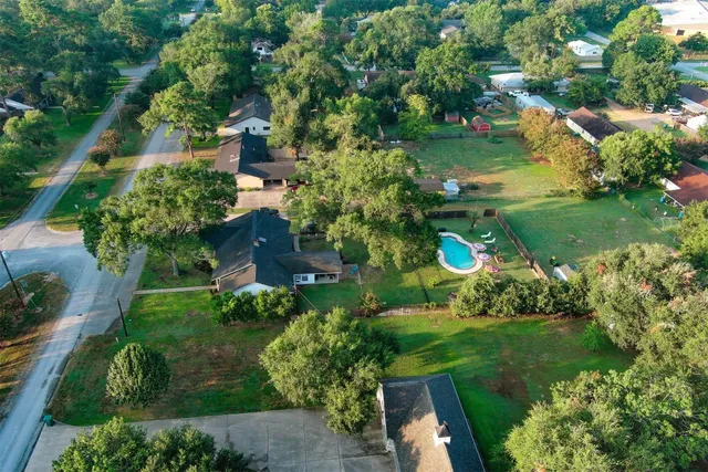 $465,000 | 1001 Charleston Boulevard, Smithville, TX 78957