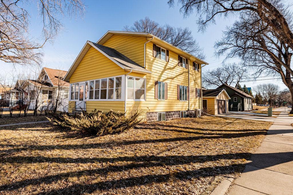 1348 6th Street South Fargo, ND 58103 - Photo 1 of 52