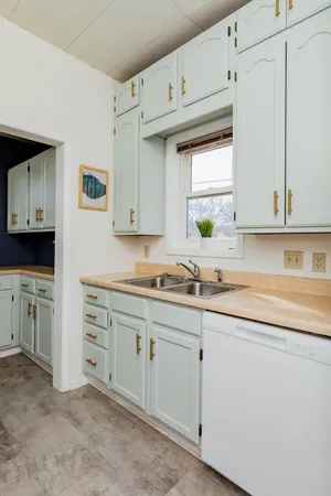 $310,000 | 1348 6th Street South, Fargo, ND 58103