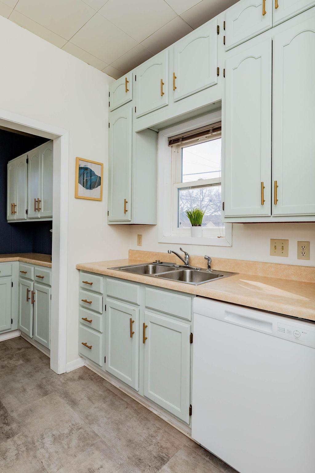 1348 6th Street South Fargo, ND 58103 - Photo 15 of 52