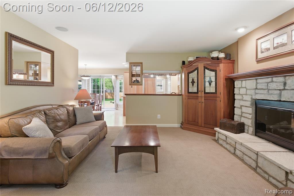 830 Hemingway Road Lake Orion, MI 48362 - Photo 8 of 70