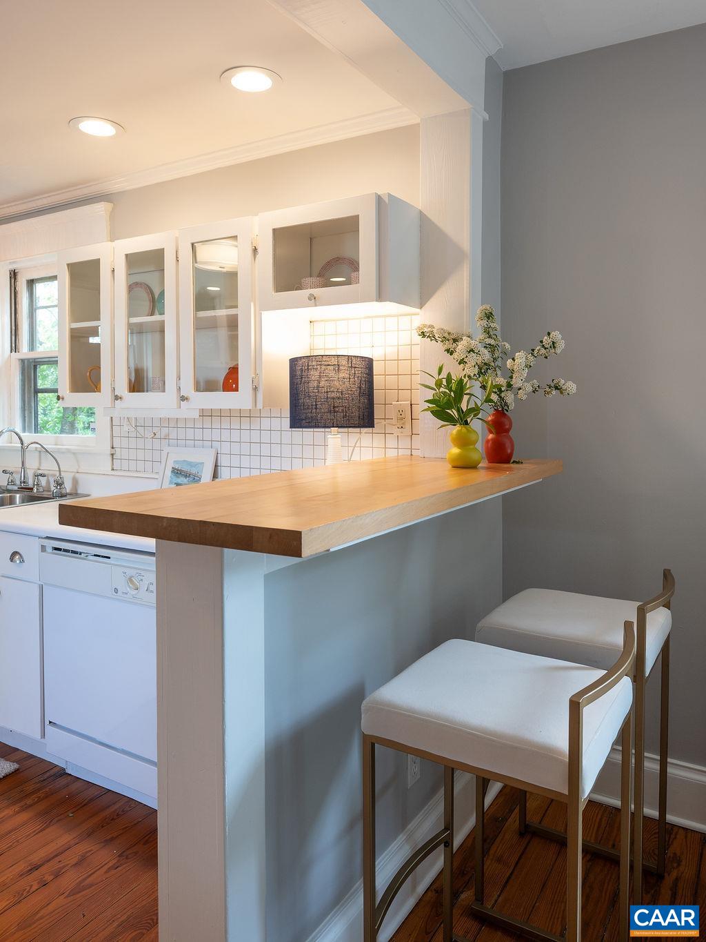 118 Goodman Street Charlottesville, VA 22902 - Photo 14 of 47