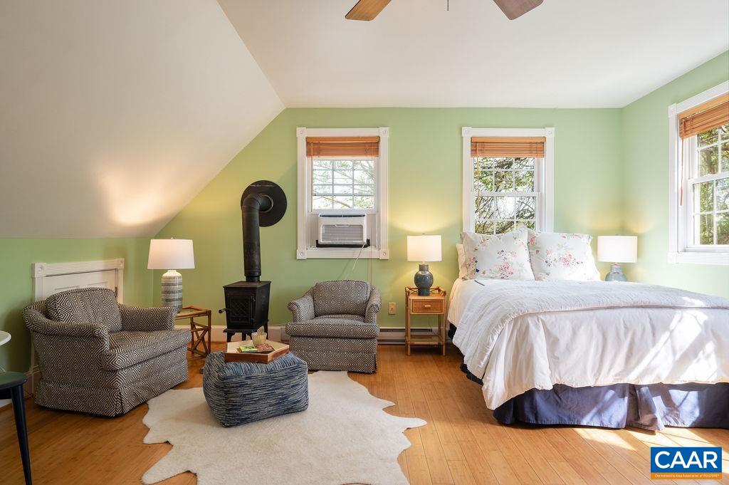 118 Goodman Street Charlottesville, VA 22902 - Photo 32 of 47