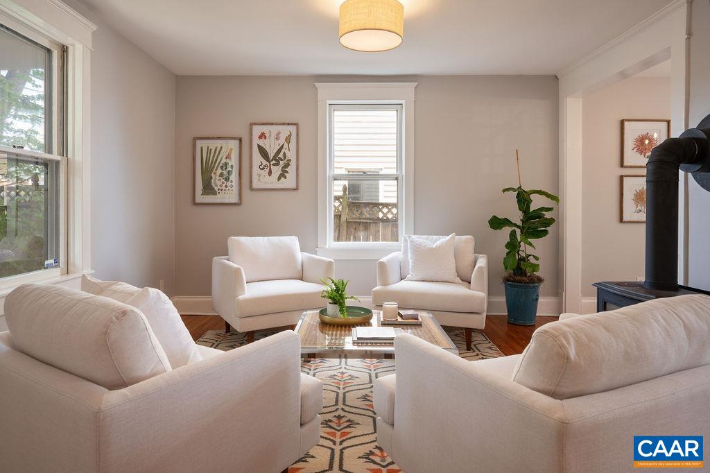 118 Goodman Street Charlottesville, VA 22902 - Photo 10 of 47