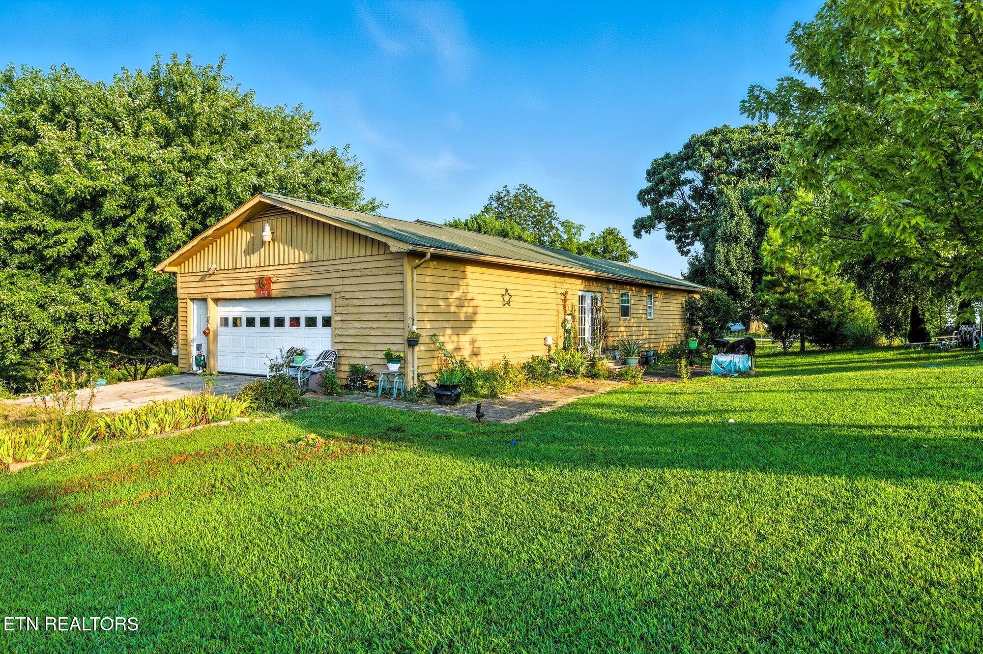 180 Webb Road Sweetwater, TN 37874 - Photo 1 of 20 Gallery Image 1