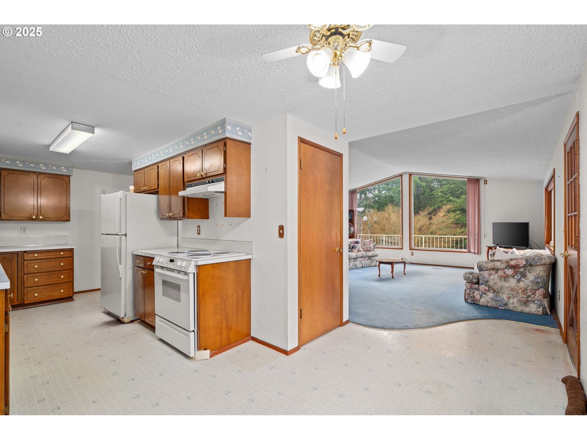 57232 Cedar Creek Road Scappoose, OR 97056 - Photo 5 of 21