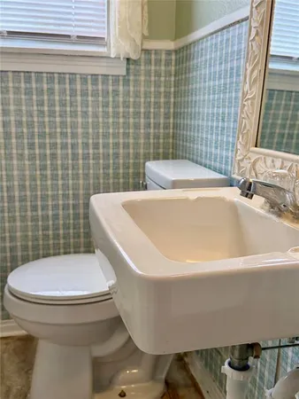 $1,050 | 1702 South 17th Street, Abilene, TX 79602