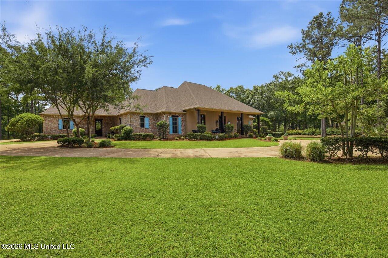 1 Eastbrooke Circle Madison, MS 39110 - Photo 121 of 127 06-1 Eastbrooke Cir _ Hometoursms.com