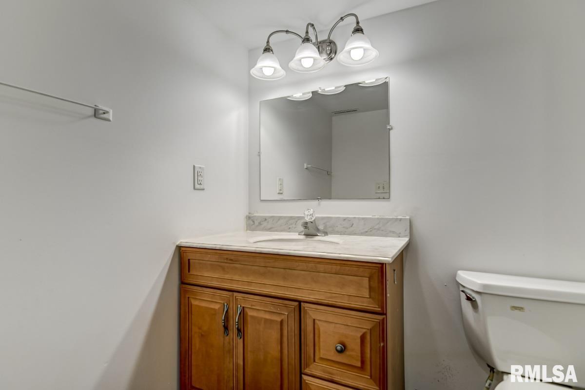 407 West Mason Street Springfield, IL 62702 - Photo 15 of 19 Gallery Image 15