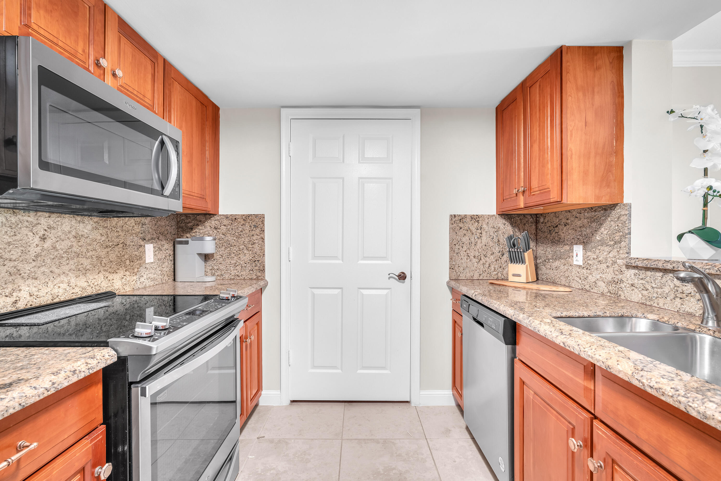 101 Plaza Real South Boca Raton, FL 33432 - Photo 3 of 11 Kitchen