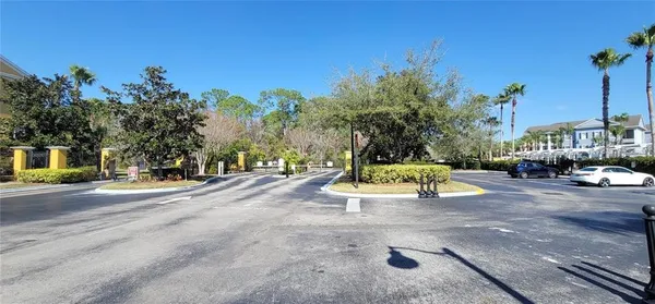 $1,600 | 3707 Conroy Road, Unit 1722, Orlando, FL 32839