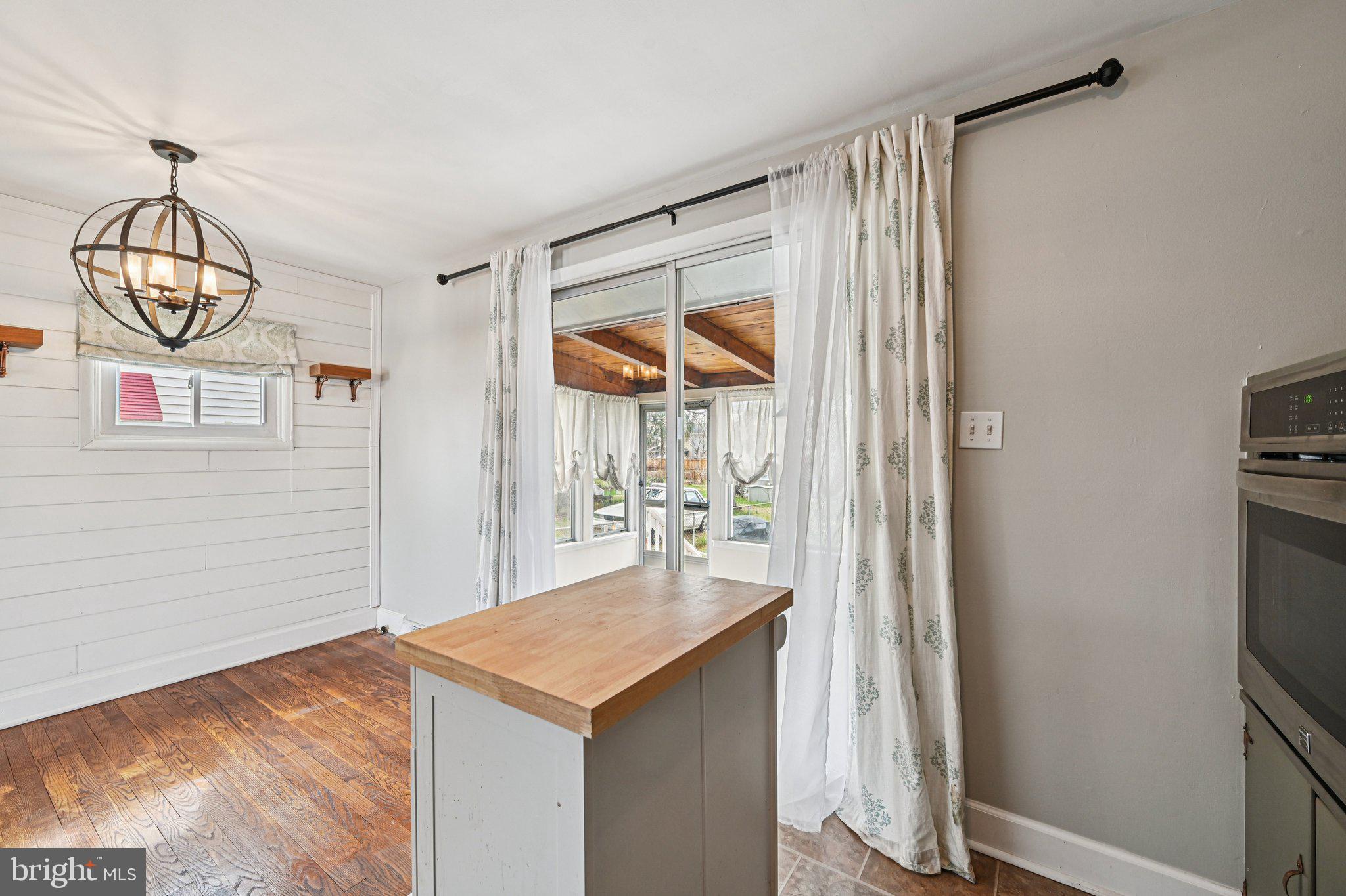 8504 Jenkins Road Pasadena, MD 21122 - Photo 18 of 50