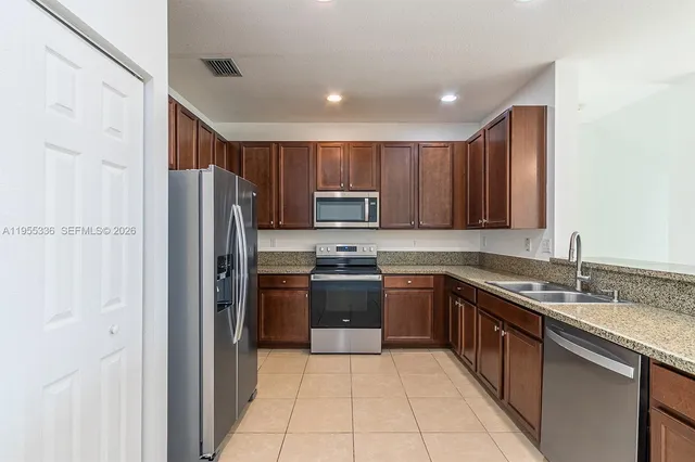 $3,100 | 14665 Southwest 9th Street, Unit 1808, Pembroke Pines, FL 33027