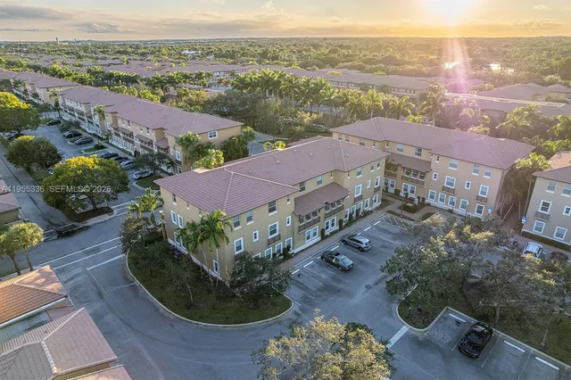 $3,100 | 14665 Southwest 9th Street, Unit 1808, Pembroke Pines, FL 33027