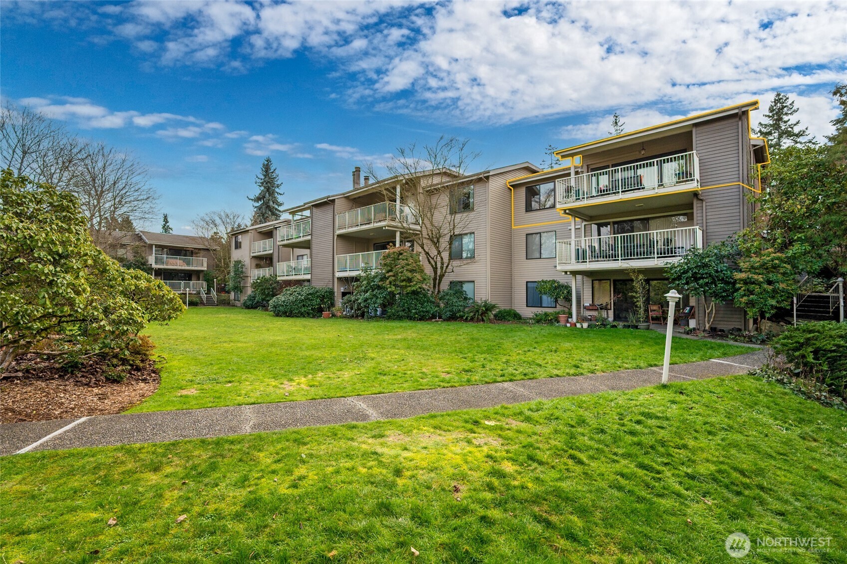 6301 Sand Point Way Northeast, Unit E3 Seattle, WA 98115 - Photo 20 of 26