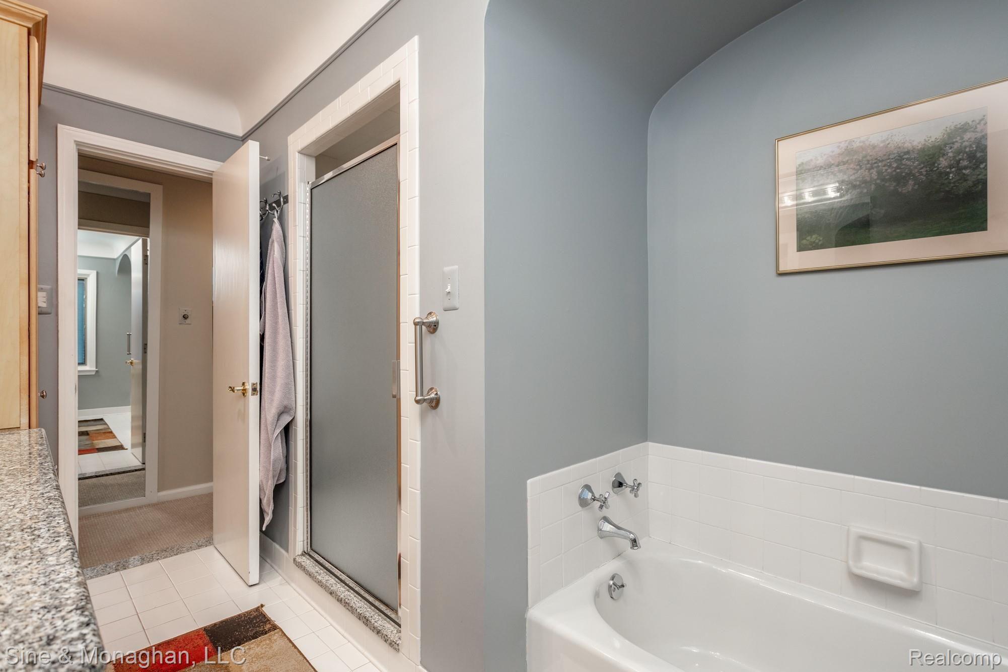 80 Shoreham Road Grosse Pointe, MI 48236 - Photo 29 of 74 80 Shoreham S052.jpg