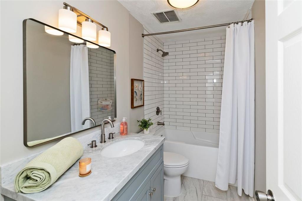 1150 Collier Road Northwest, Unit B5 Atlanta, GA 30318 - Photo 12 of 24