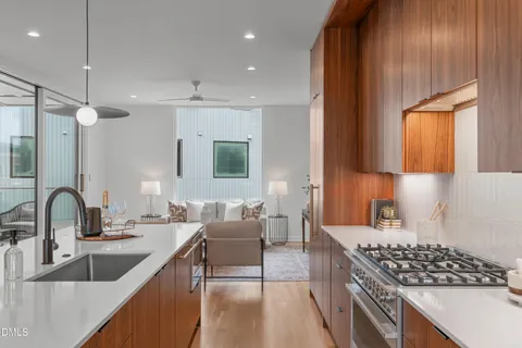 $1,375,000 | 1307 Chamblee Hl Court, Raleigh, NC 27608