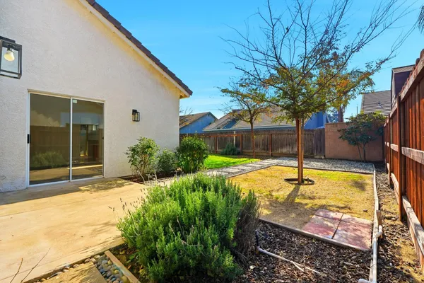 $459,950 | 2682 Morris Avenue, Clovis, CA 93611