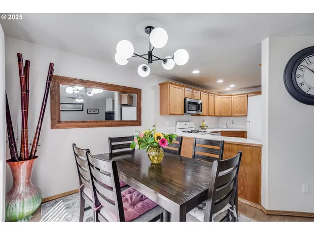 $329,000 | 5502 Northeast 89th Avenue, Vancouver, WA 98662