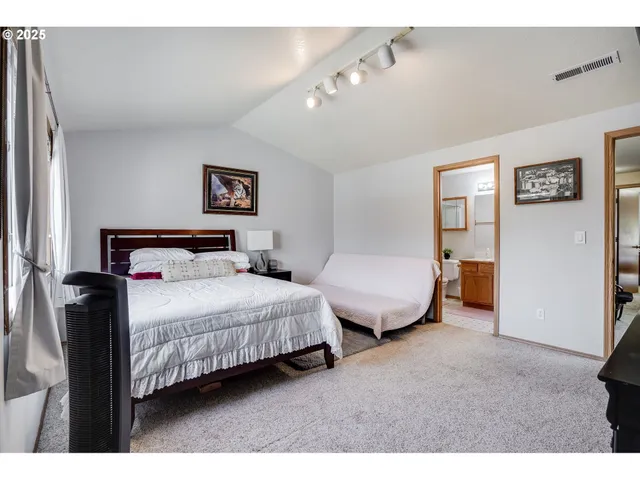 $329,000 | 5502 Northeast 89th Avenue, Vancouver, WA 98662