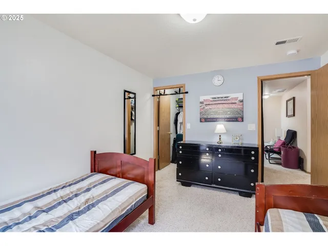 $329,000 | 5502 Northeast 89th Avenue, Vancouver, WA 98662