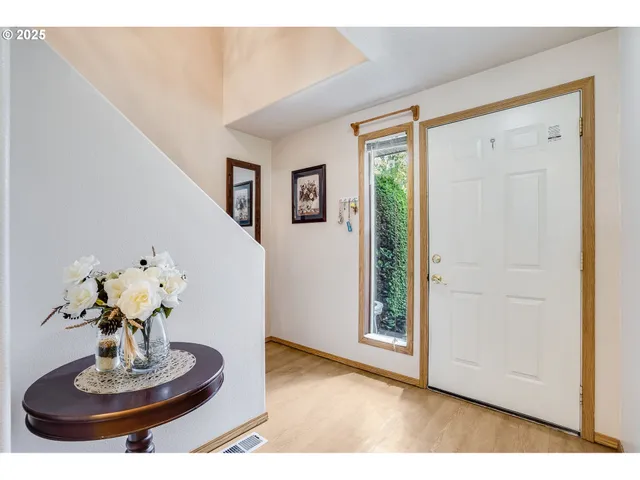 $329,000 | 5502 Northeast 89th Avenue, Vancouver, WA 98662