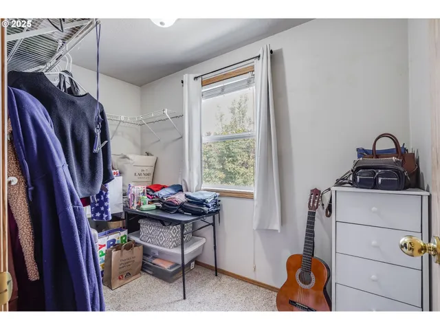 $329,000 | 5502 Northeast 89th Avenue, Vancouver, WA 98662