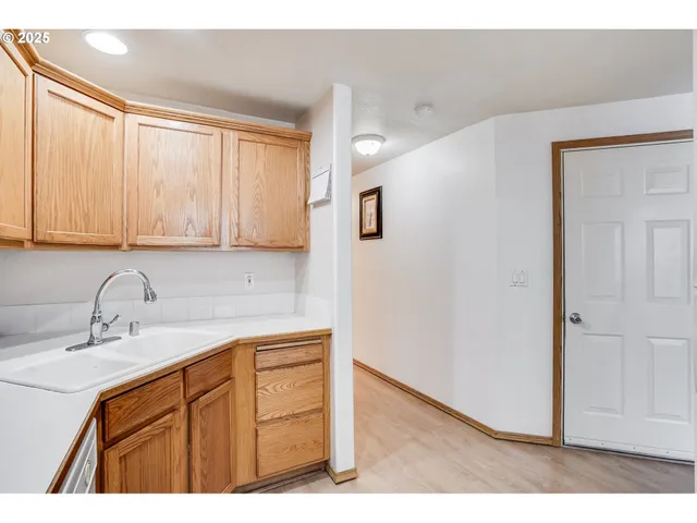 $329,000 | 5502 Northeast 89th Avenue, Vancouver, WA 98662