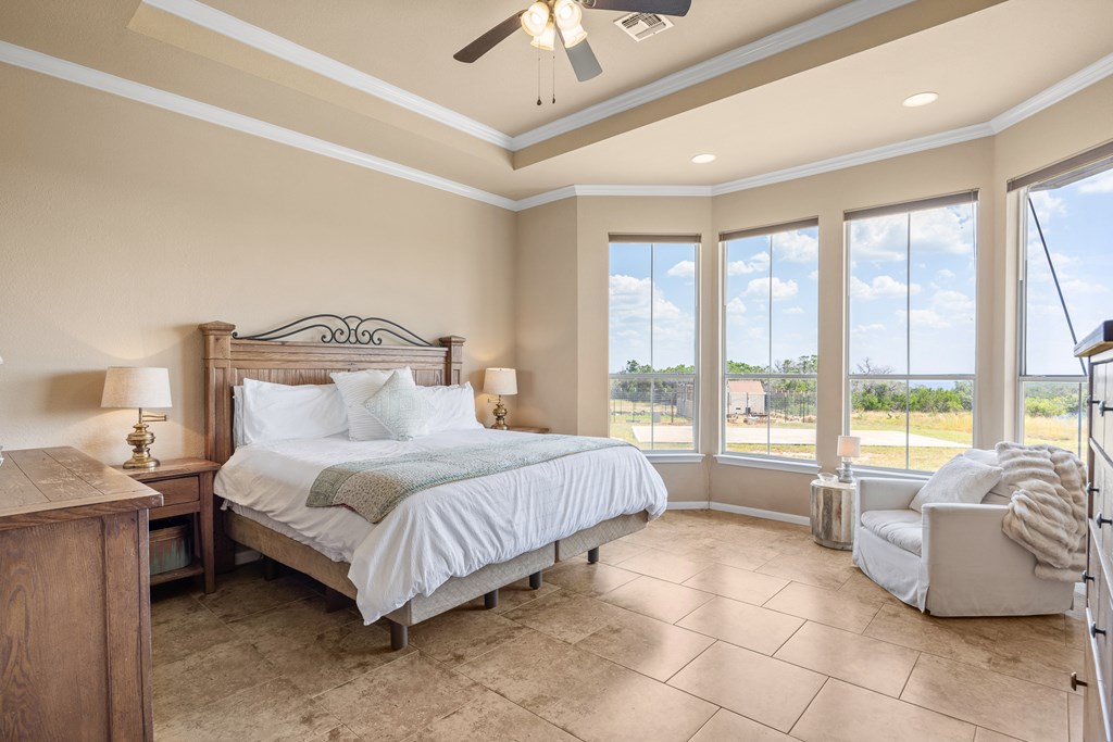 1095 Elm Pass Road Center Point, TX 78010 - Photo 14 of 63 Gallery Image 14