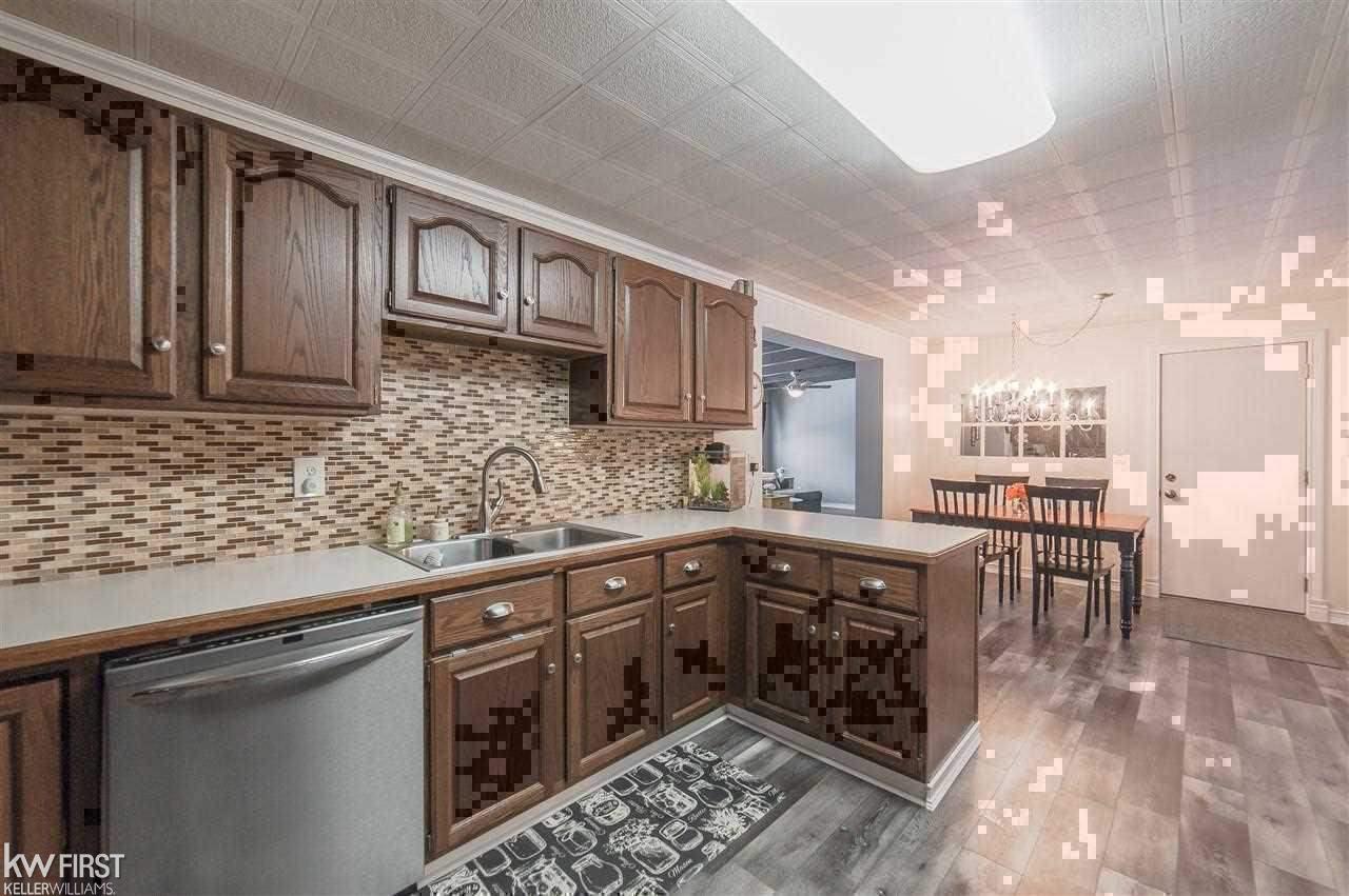 11436 White Lake Road Fenton, MI 48430 - Photo 9 of 40