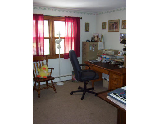 155 Sackett Road Westfield, MA 01085 - Photo 8 of 17 Gallery Image 8