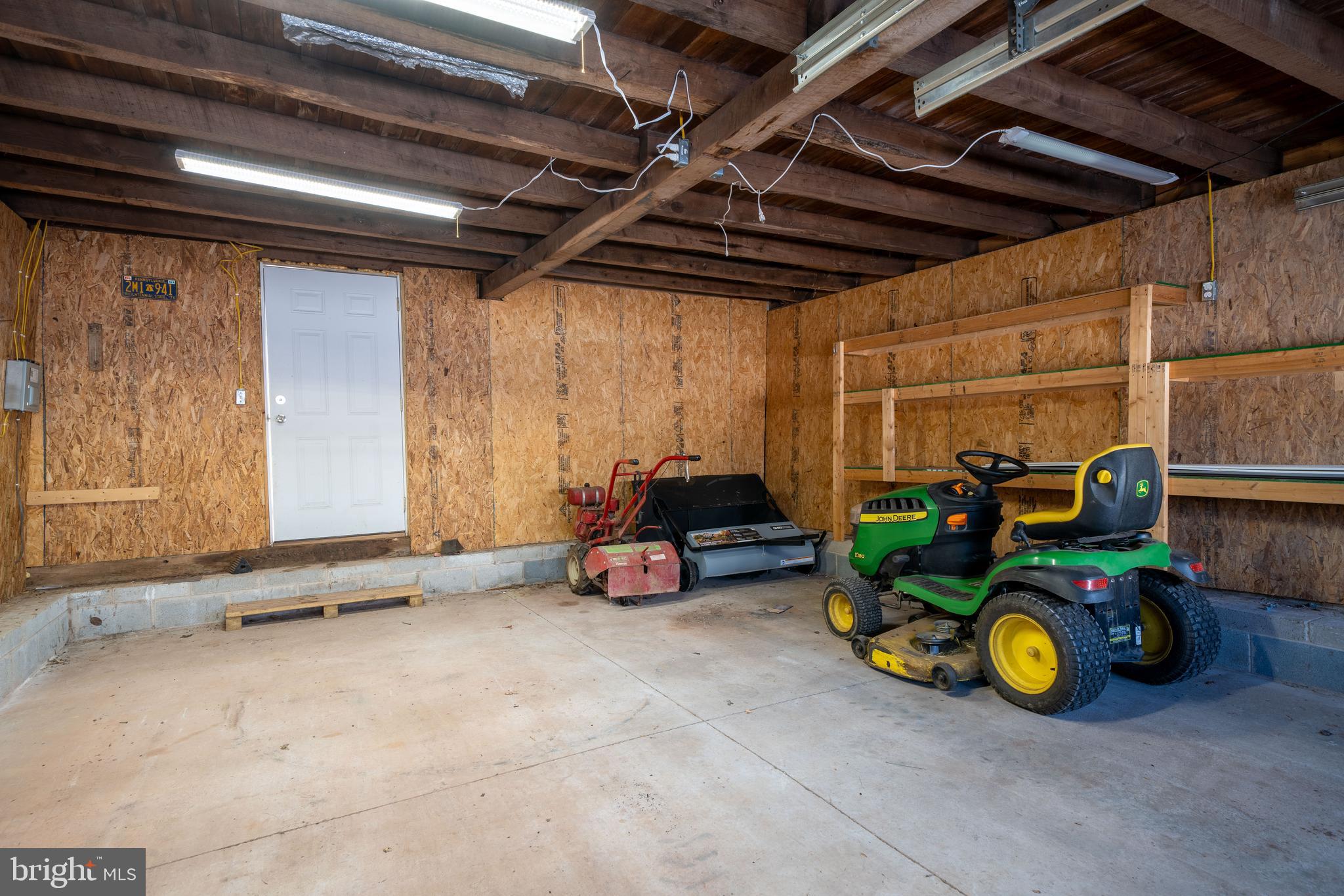 8690 Highway 25 Spring Glen, PA 17978 - Photo 17 of 45