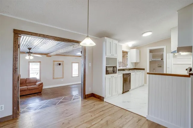 $3,500,000 | 8650 South Fm 730, Boyd, TX 76023