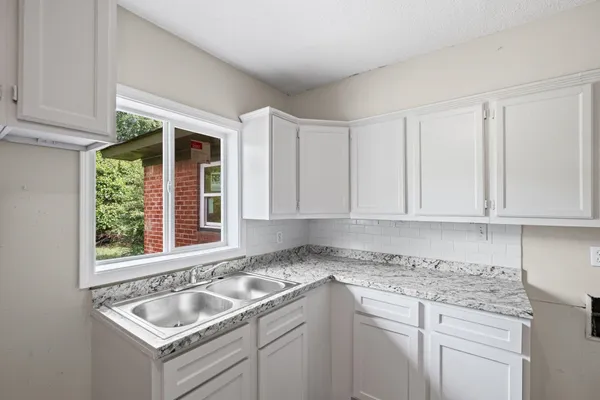 $159,900 | 3768 Alma Drive, Memphis, TN 38127