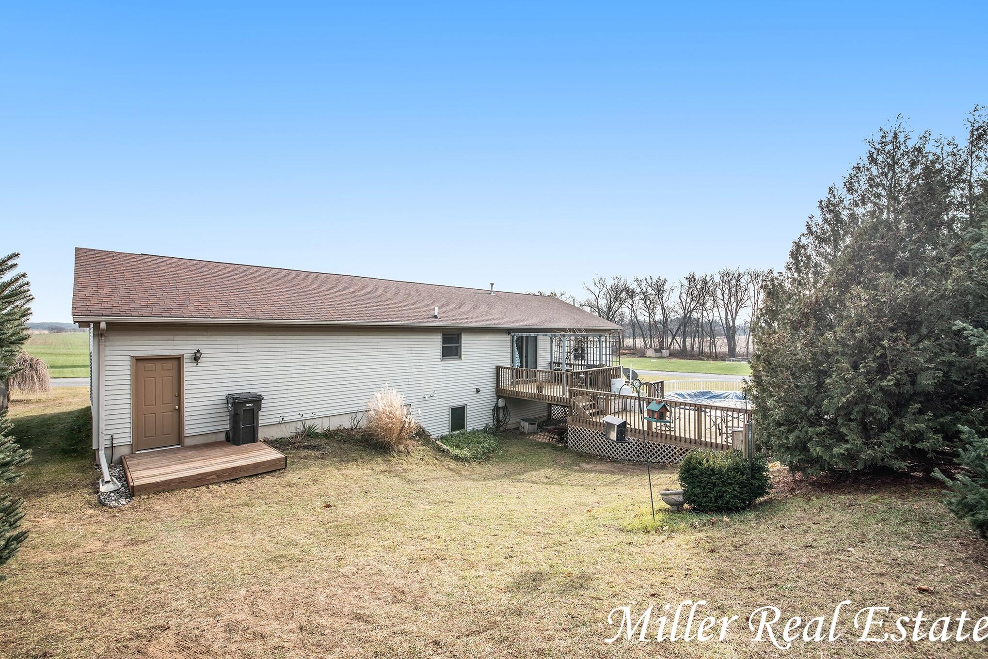 2079 Rozell Drive Middleville, MI 49333 - Photo 8 of 25 MILLER MEANS SOLD!4