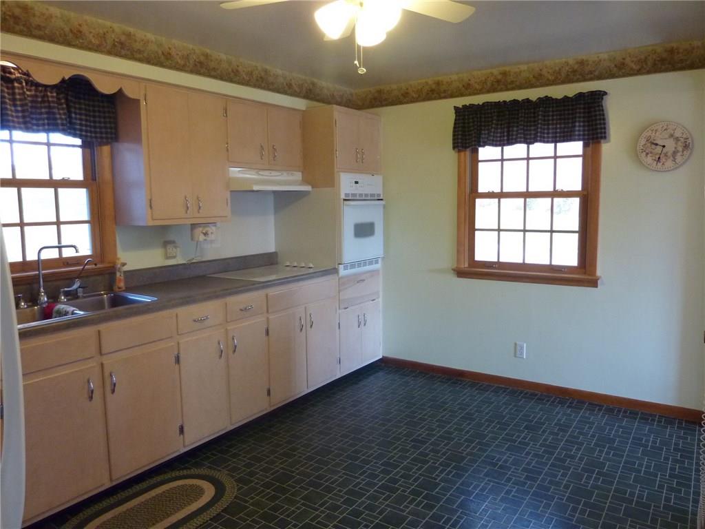 30 South Petrie Road Coraopolis, PA 15108 - Photo 12 of 25 As you can see the kitchen was designed so to make it an eat-in-kitchen.