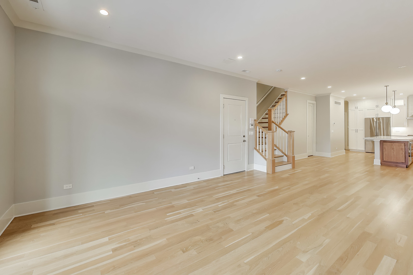 4135 North Kenmore Avenue, Unit 2S Chicago, IL 60613 - Photo 4 of 28