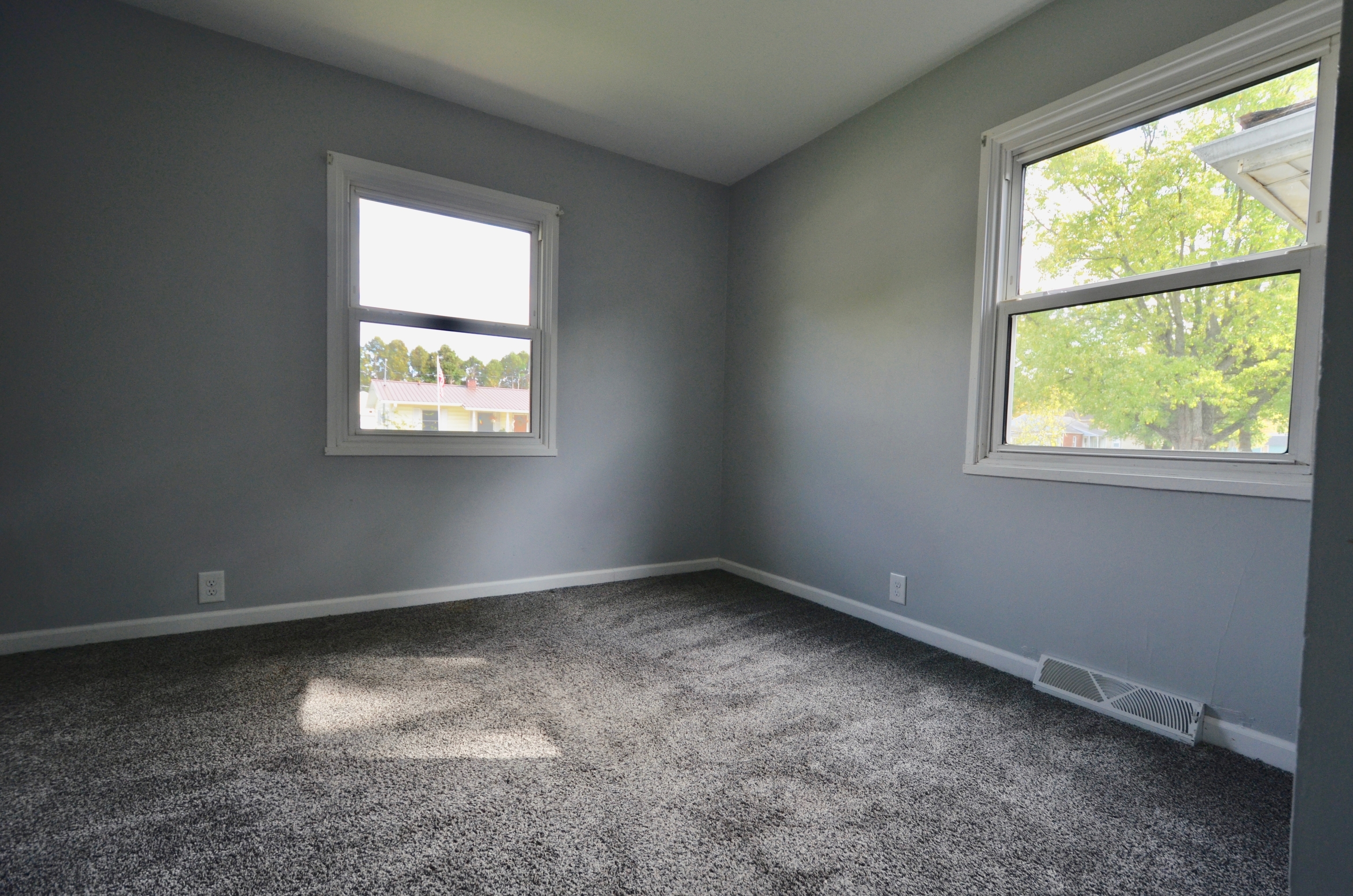 113 Eastman Road Chesterfield, IN 46017 - Photo 18 of 32
