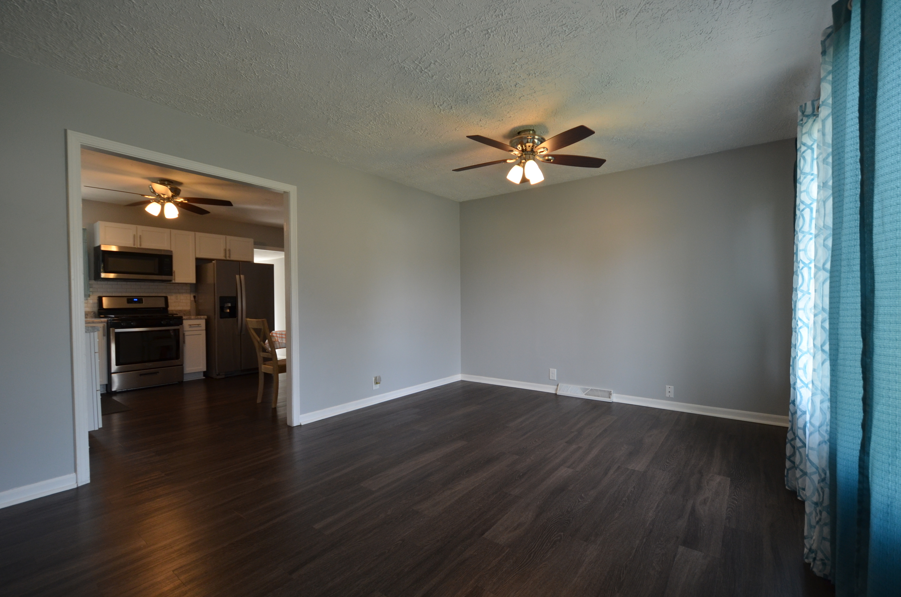 113 Eastman Road Chesterfield, IN 46017 - Photo 5 of 32