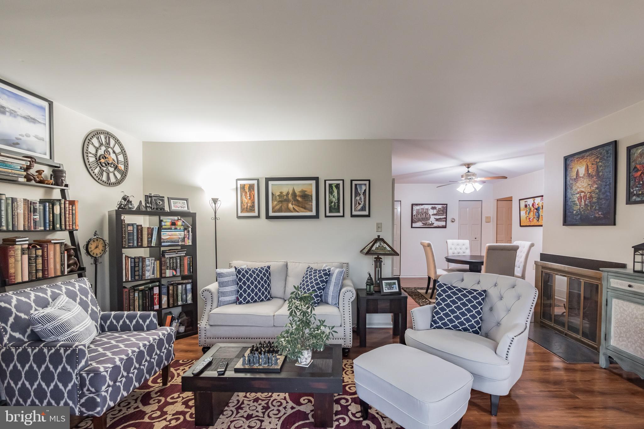 10020 Stedwick Road, Unit 304 Gaithersburg, MD 20886 - Photo 11 of 28 Living Room